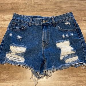 🤎Brandless distressed jean shorts size medium